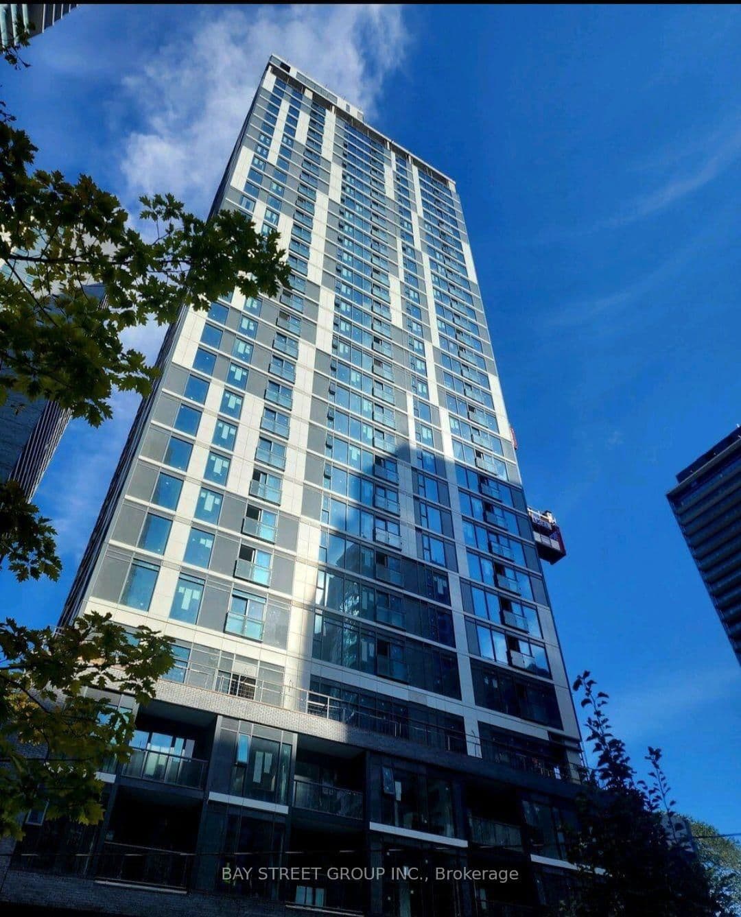 65 Mutual Street, Unit 1904
