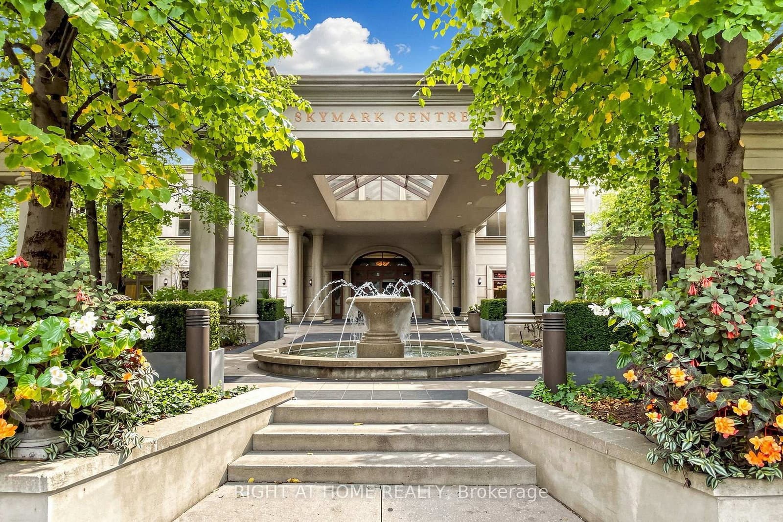 #512 - 78 Harrison Garden Boulevard