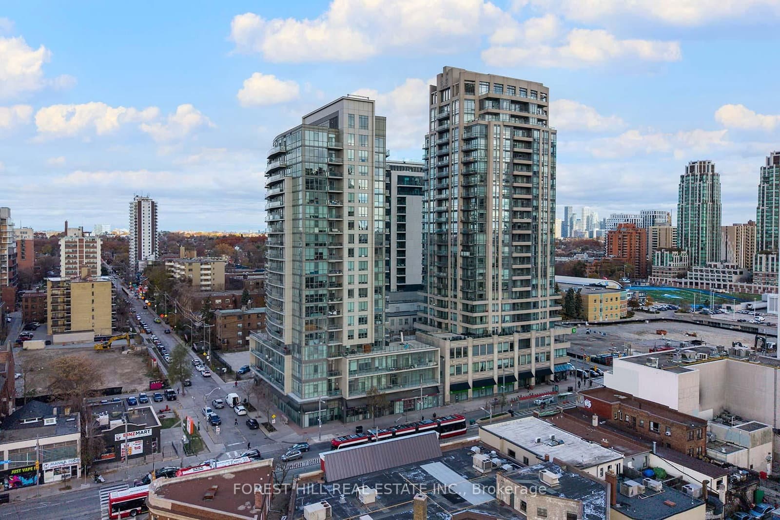 #1505 - 530 W St Clair Avenue W