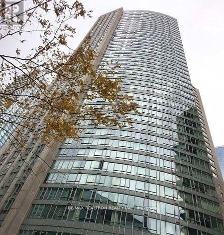 #1003 - 200 Victoria Street