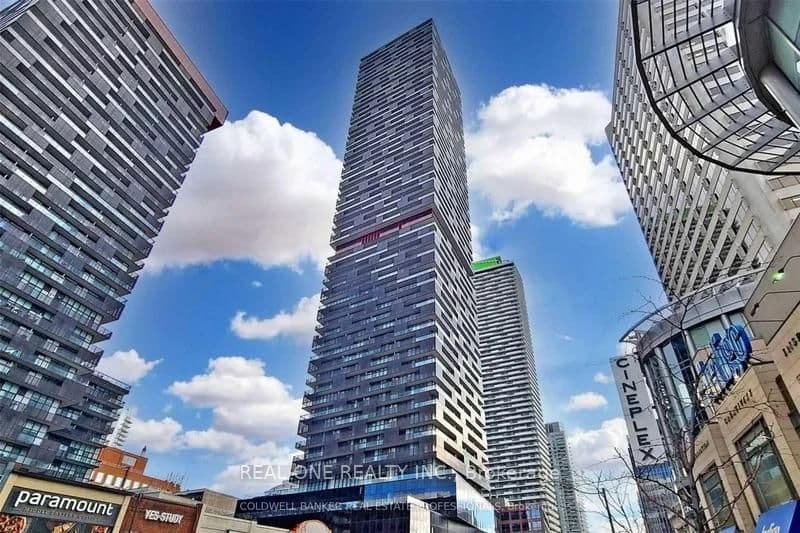 #2209 - 8 Eglinton Avenue E