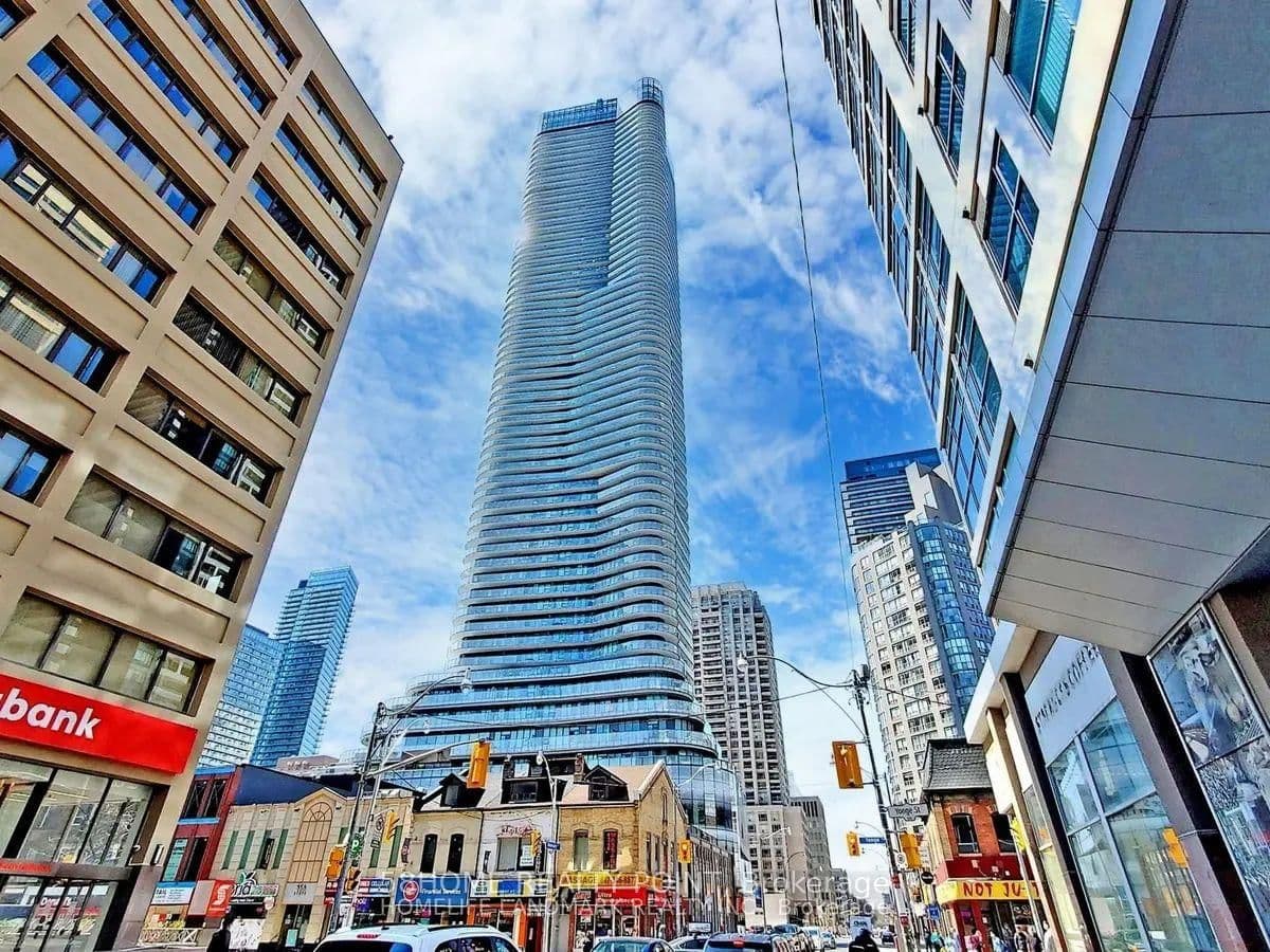 11 Wellesley Street W, Unit 2710
