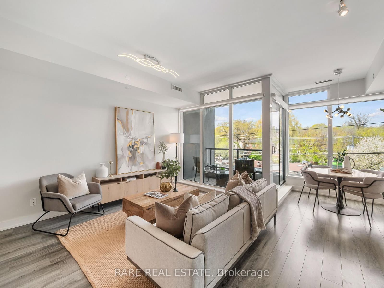 #409 - 170 Chiltern Hill Road