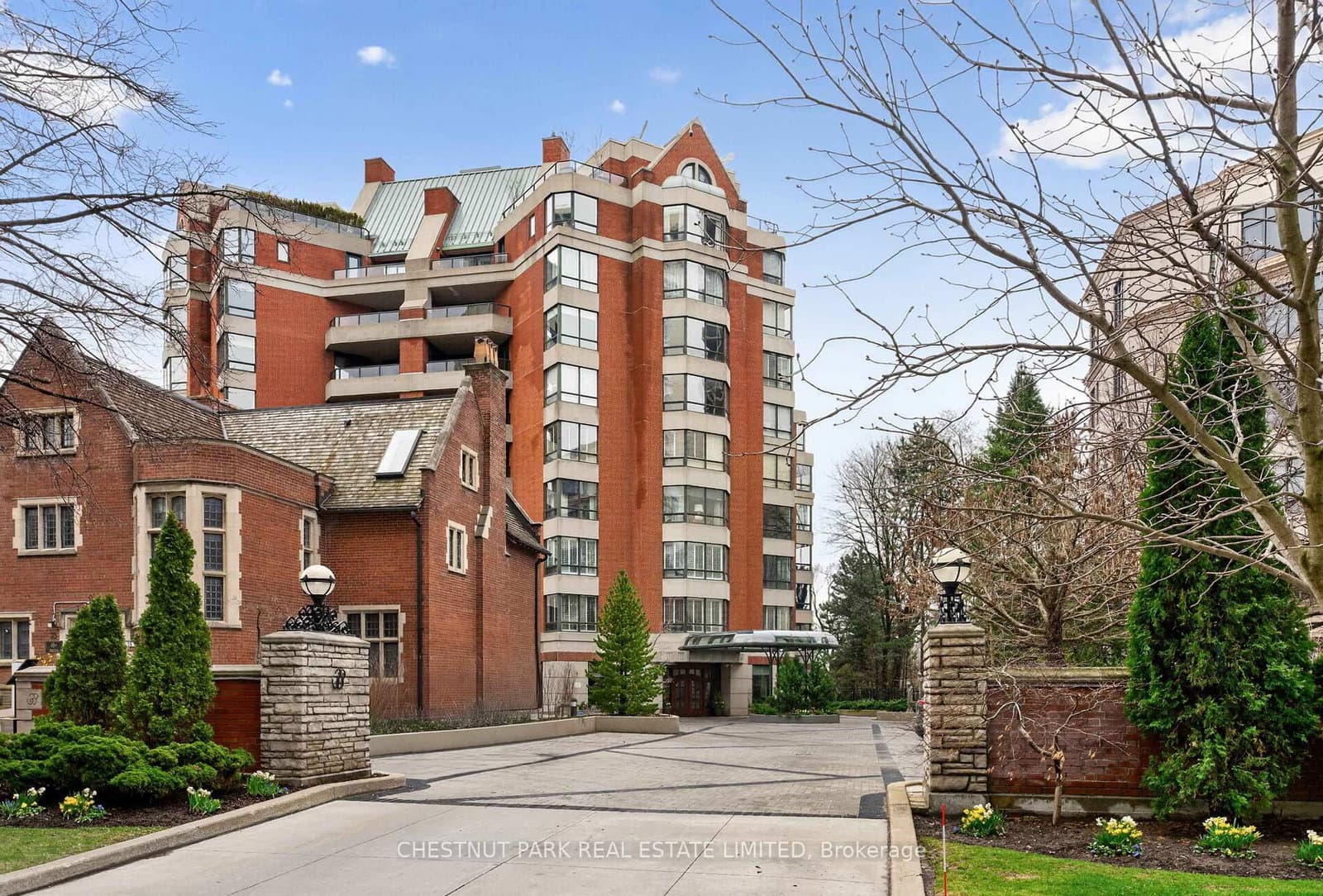 #701 - 33 Jackes Avenue