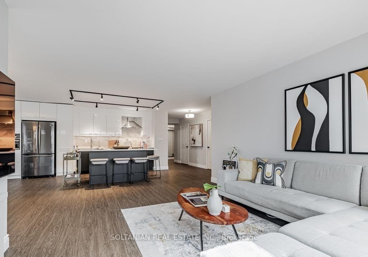 #1205 - 18 Hollywood Avenue