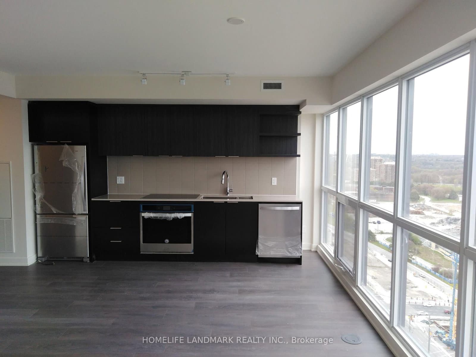 6 Sonic Way, Unit 2604