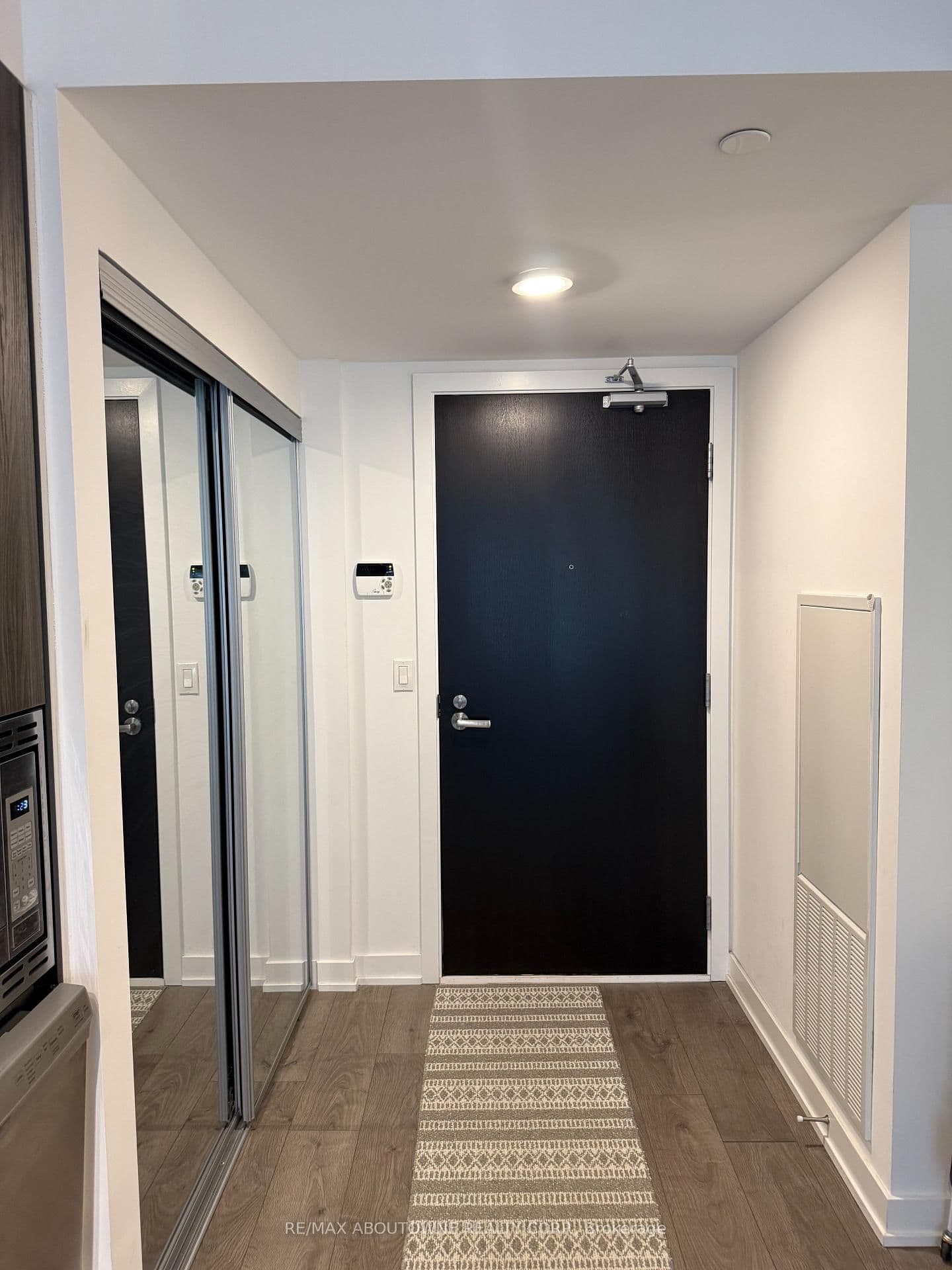 #1202 - 18 Maitland Terrace