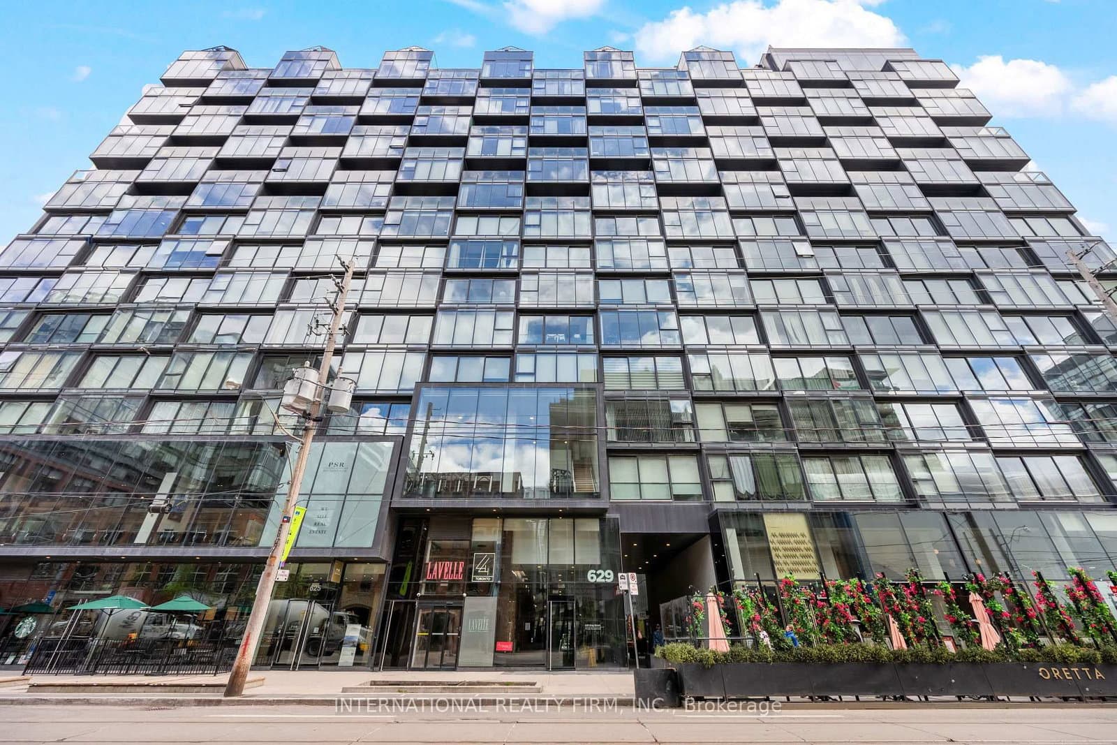 #313 - 629 King Street W