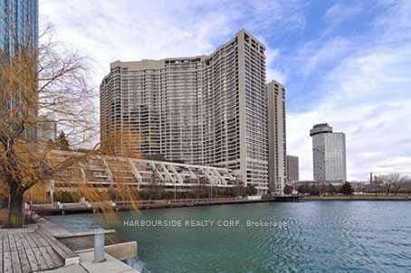 #405 - 65 Harbour Square
