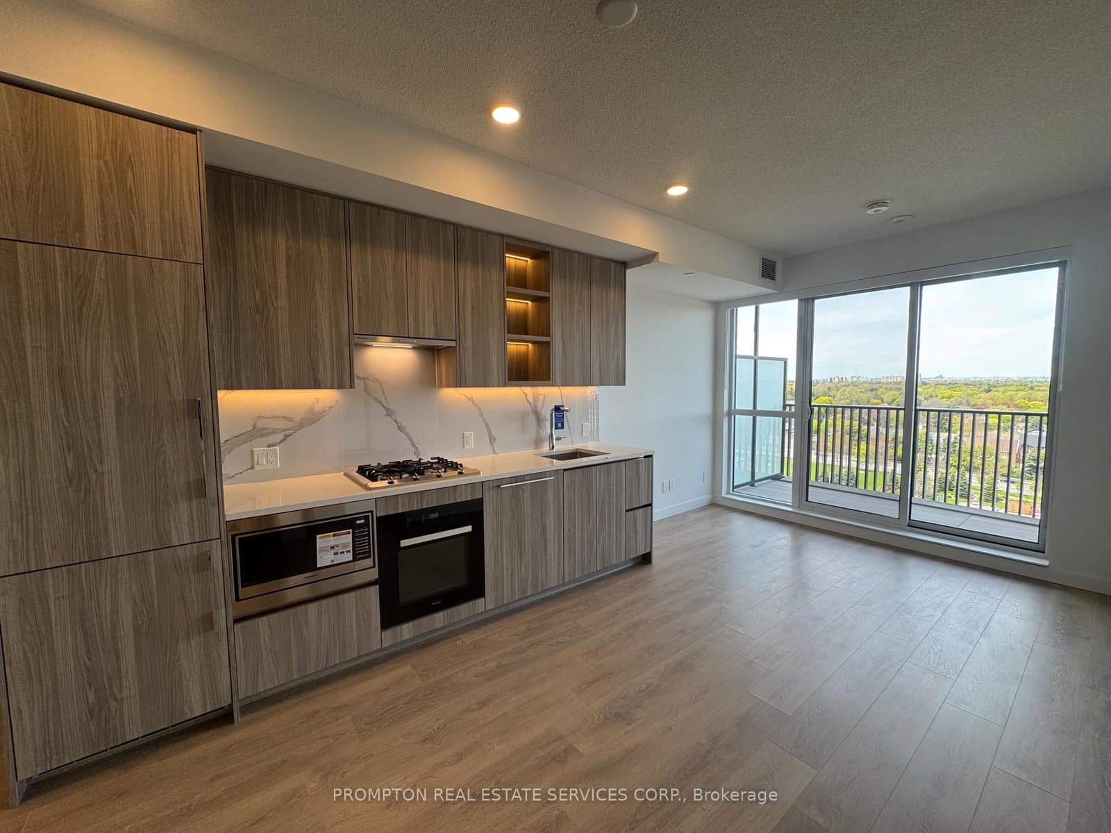 68 Esther Shiner Boulevard, Unit 1108