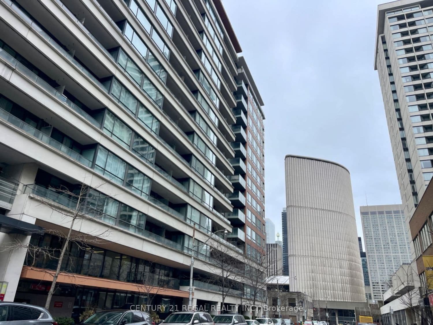 #533 - 111 Elizabeth Street