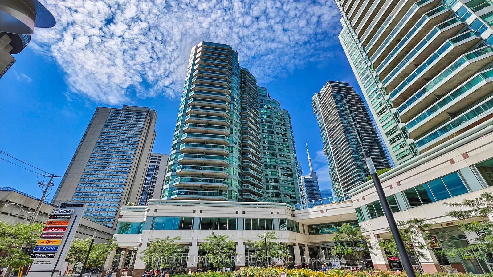 #408 - 10 Queens Quay W