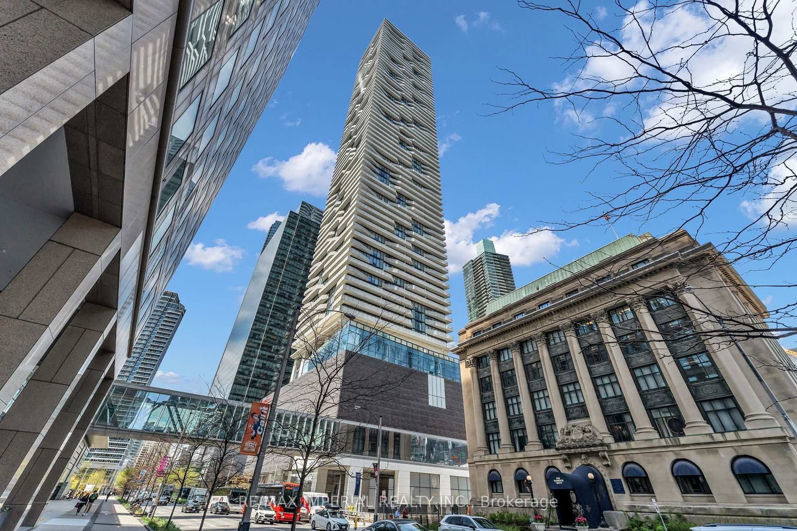#6007 - 88 Harbour Street