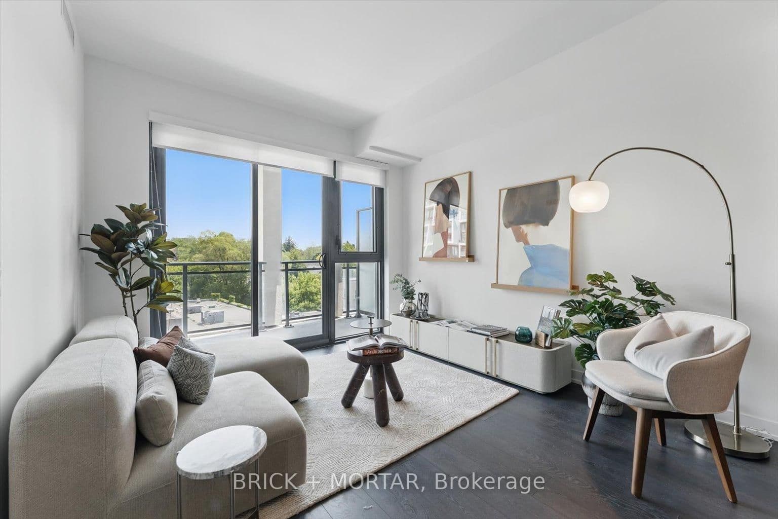 #406 - 1 Hillsdale Avenue W
