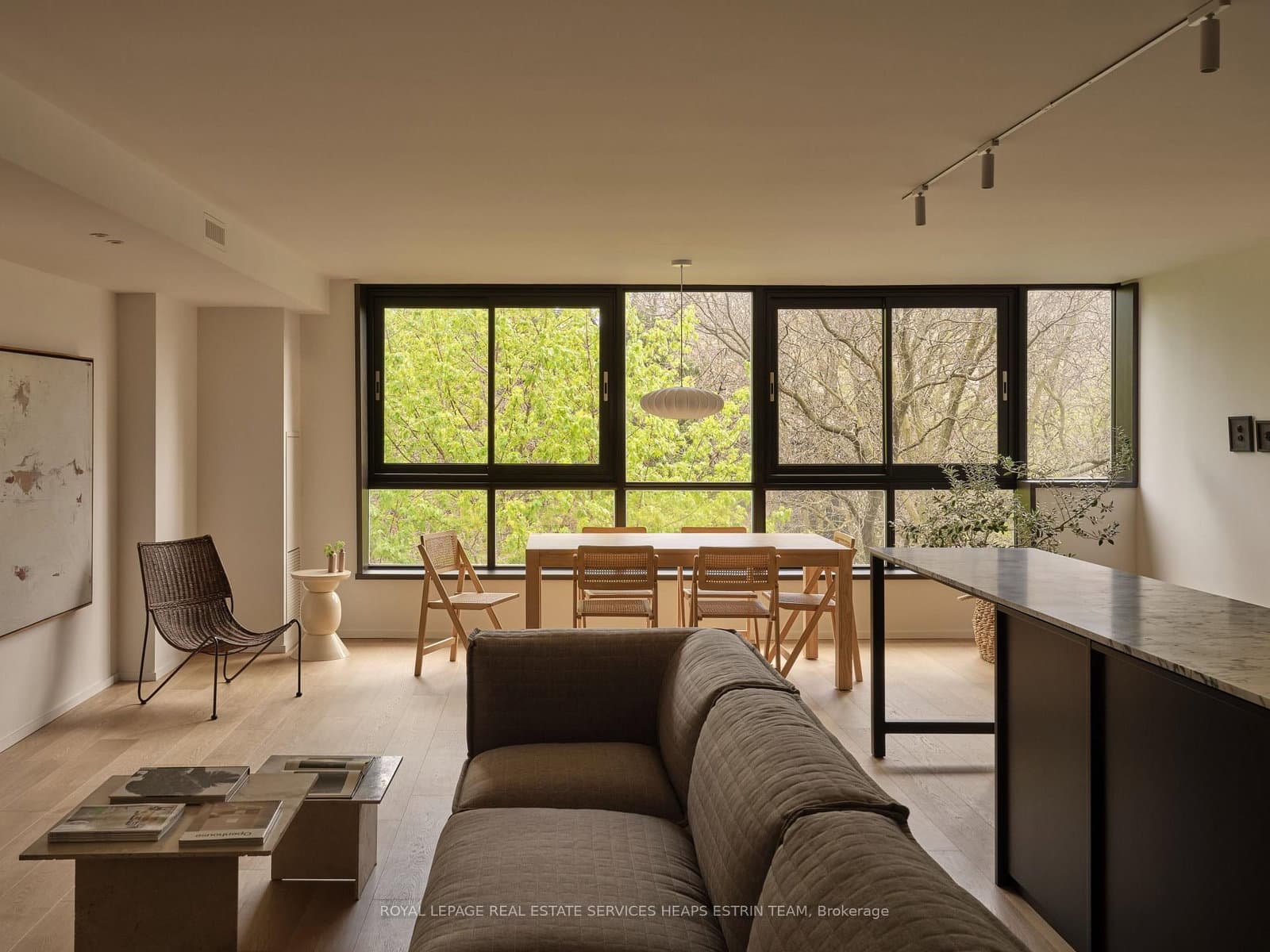 #514 - 225 Davenport Road