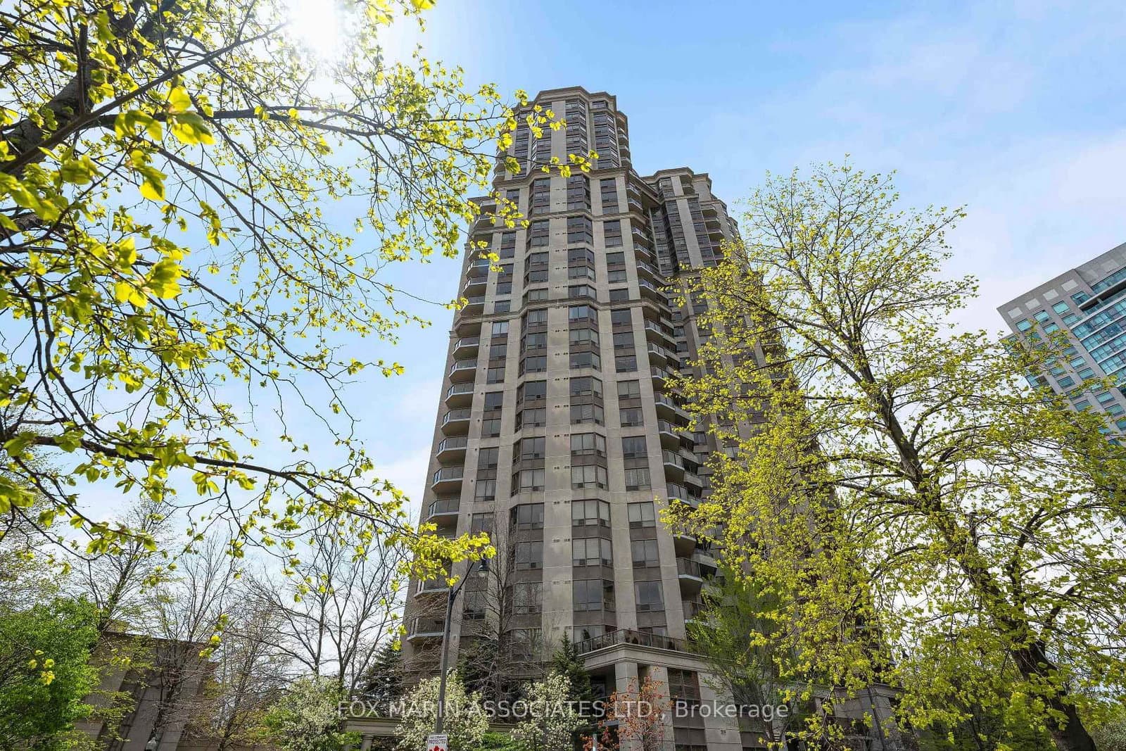 #2206 - 78 Harrison Garden Boulevard