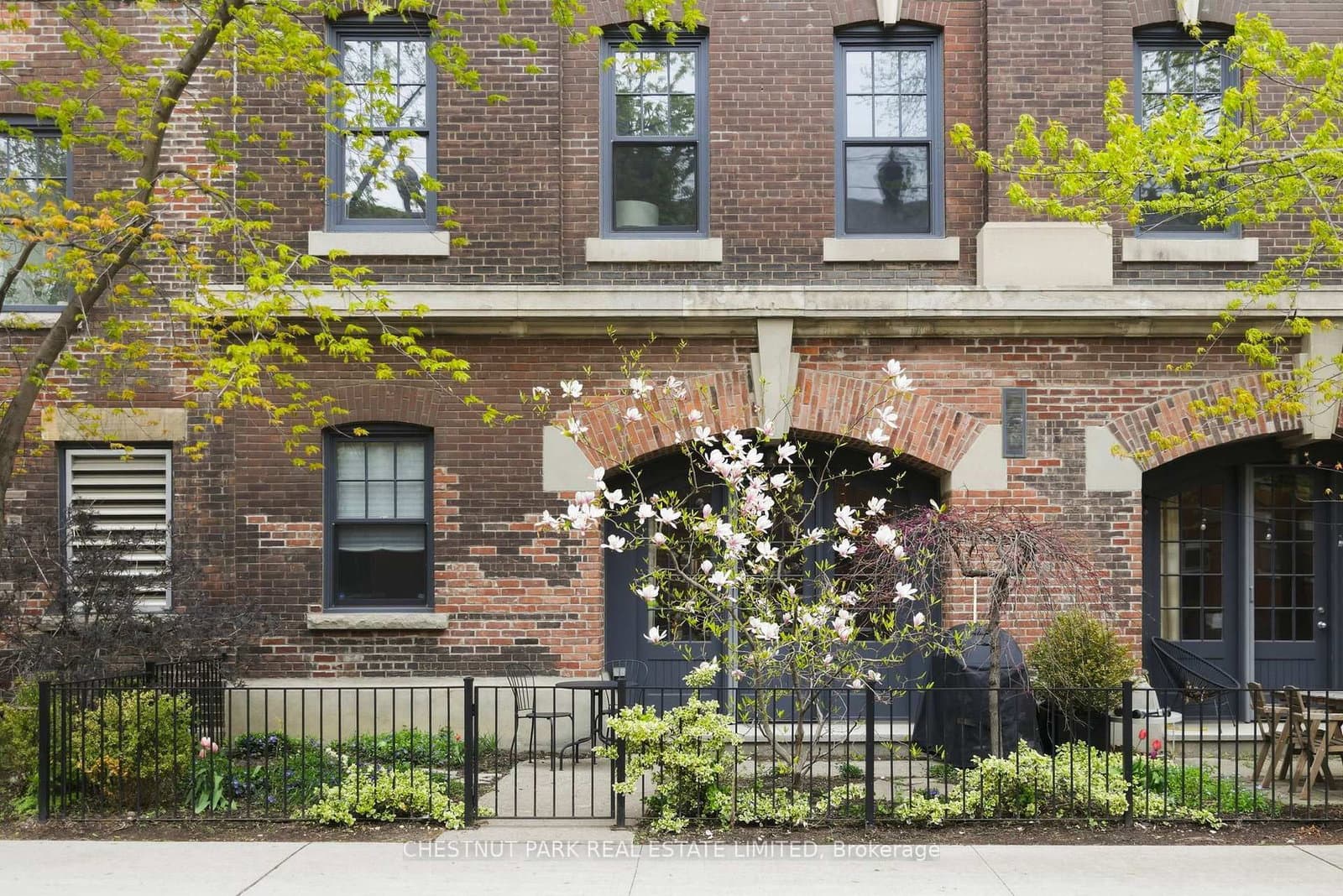 #107 - 183 Dovercourt Road