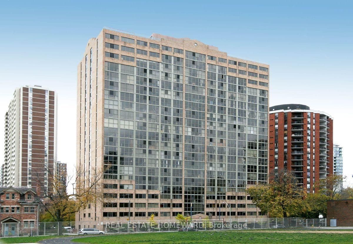 ##1210 - 15 Maitland Place