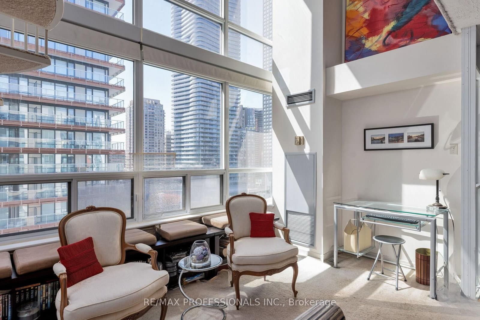 #1506 - 25 Maitland Street
