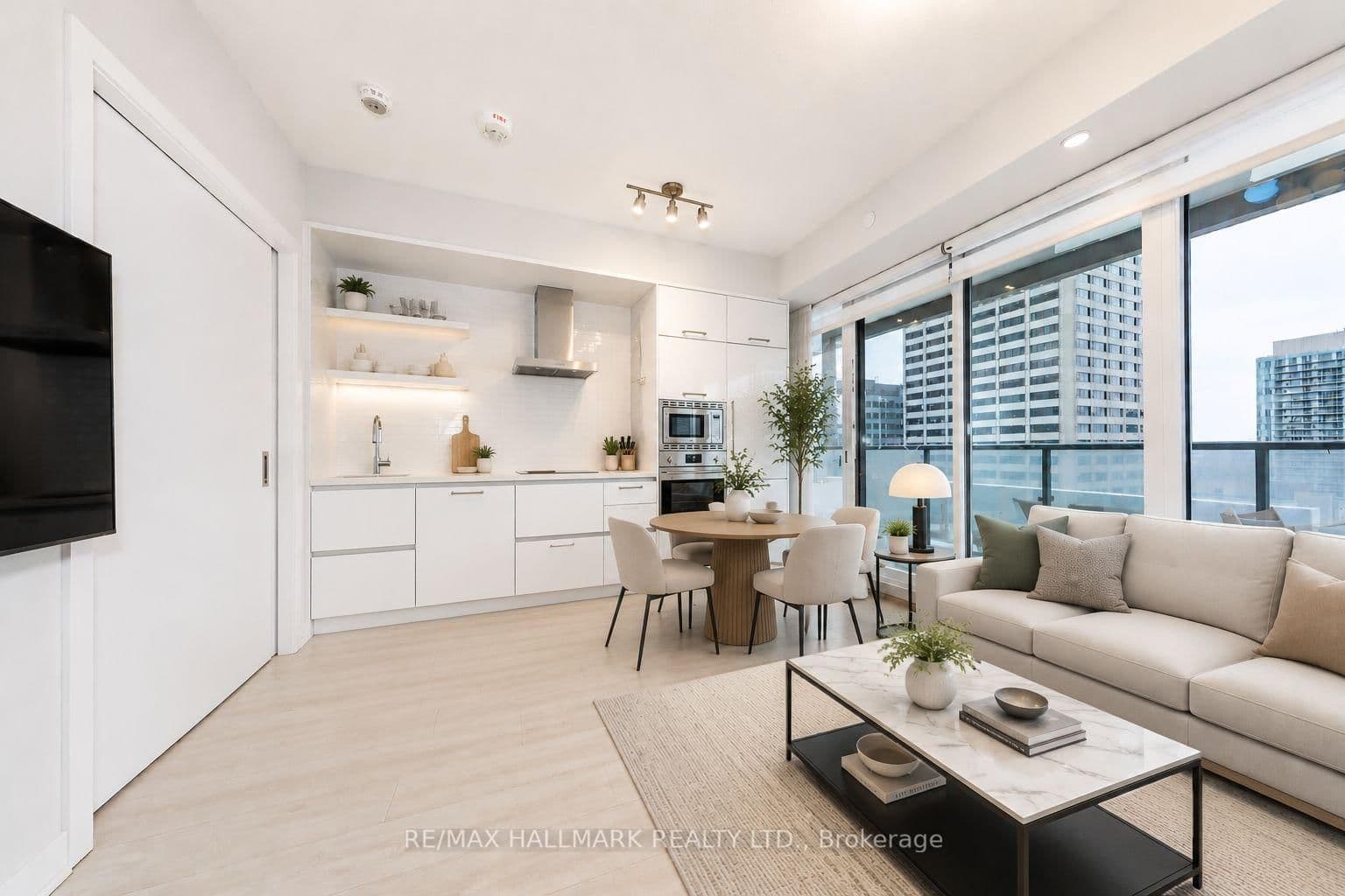 #2211 - 2221 Yonge Street