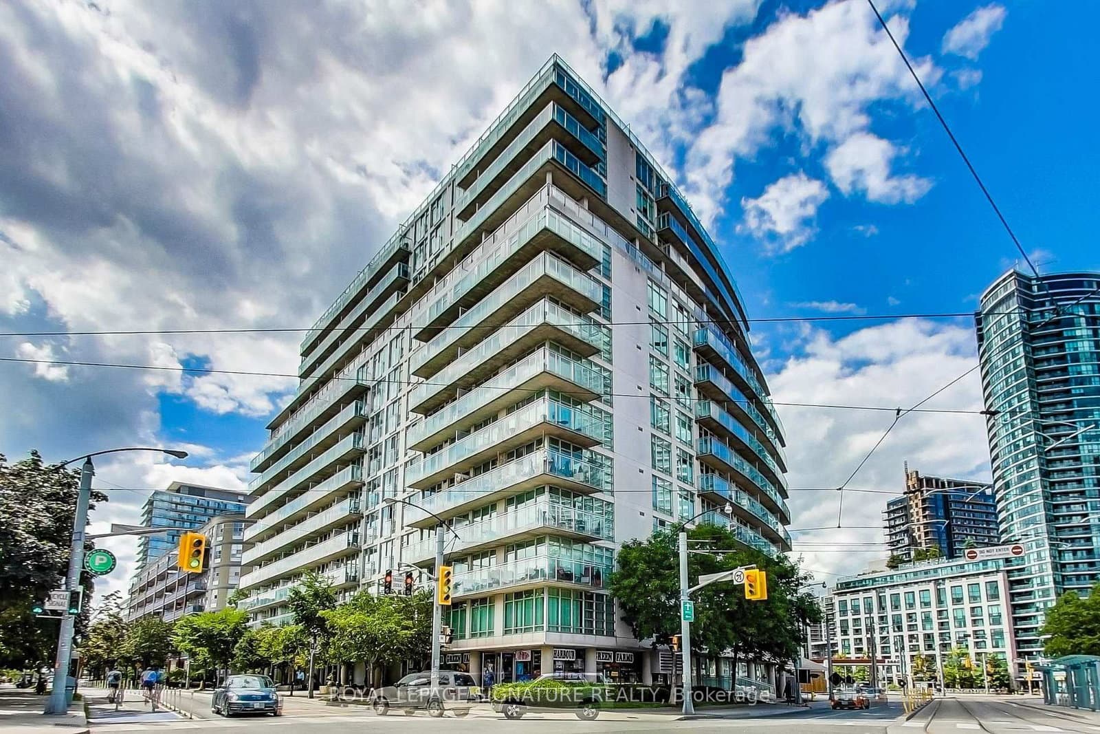 #1807 - 650 Queens Quay W