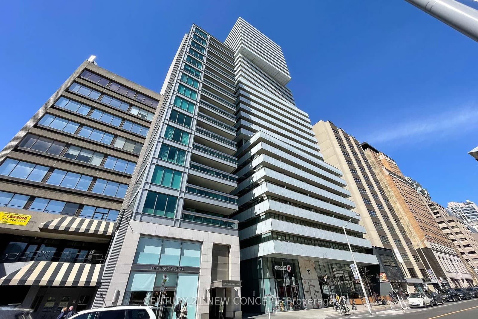 #2606 - 200 Bloor Street W