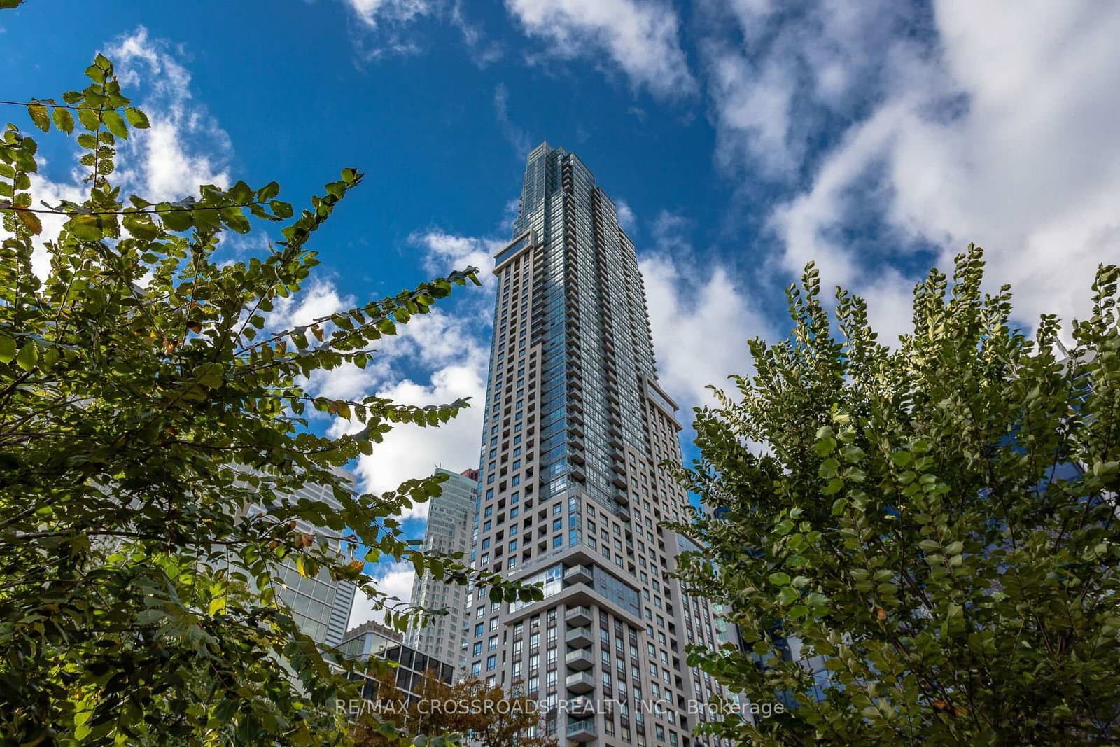 #4308 - 88 Scott Street