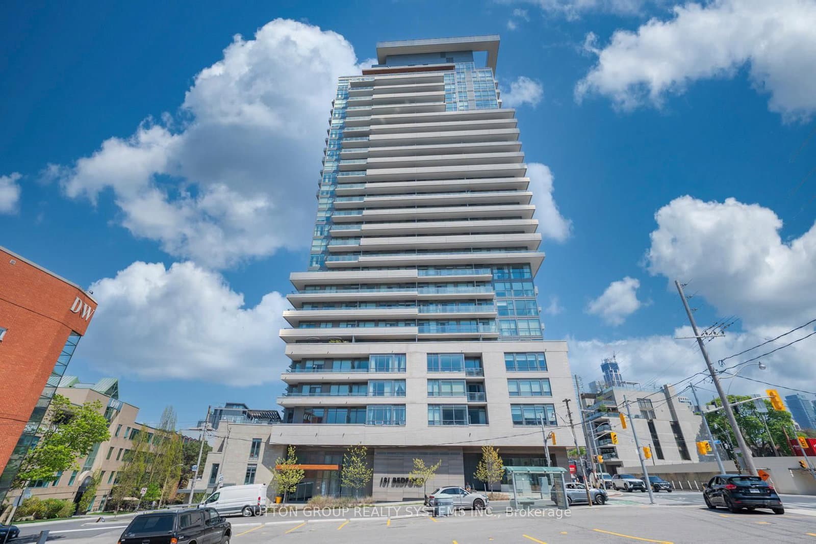 #807 - 181 bedford Road
