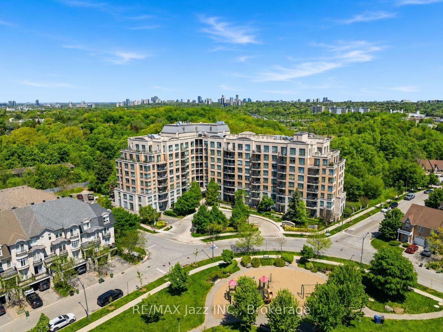 #307 - 16 Dallimore Circle