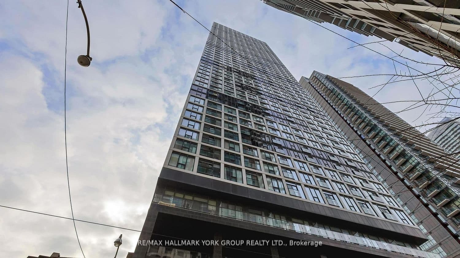 #5206 - 181 Dundas Street