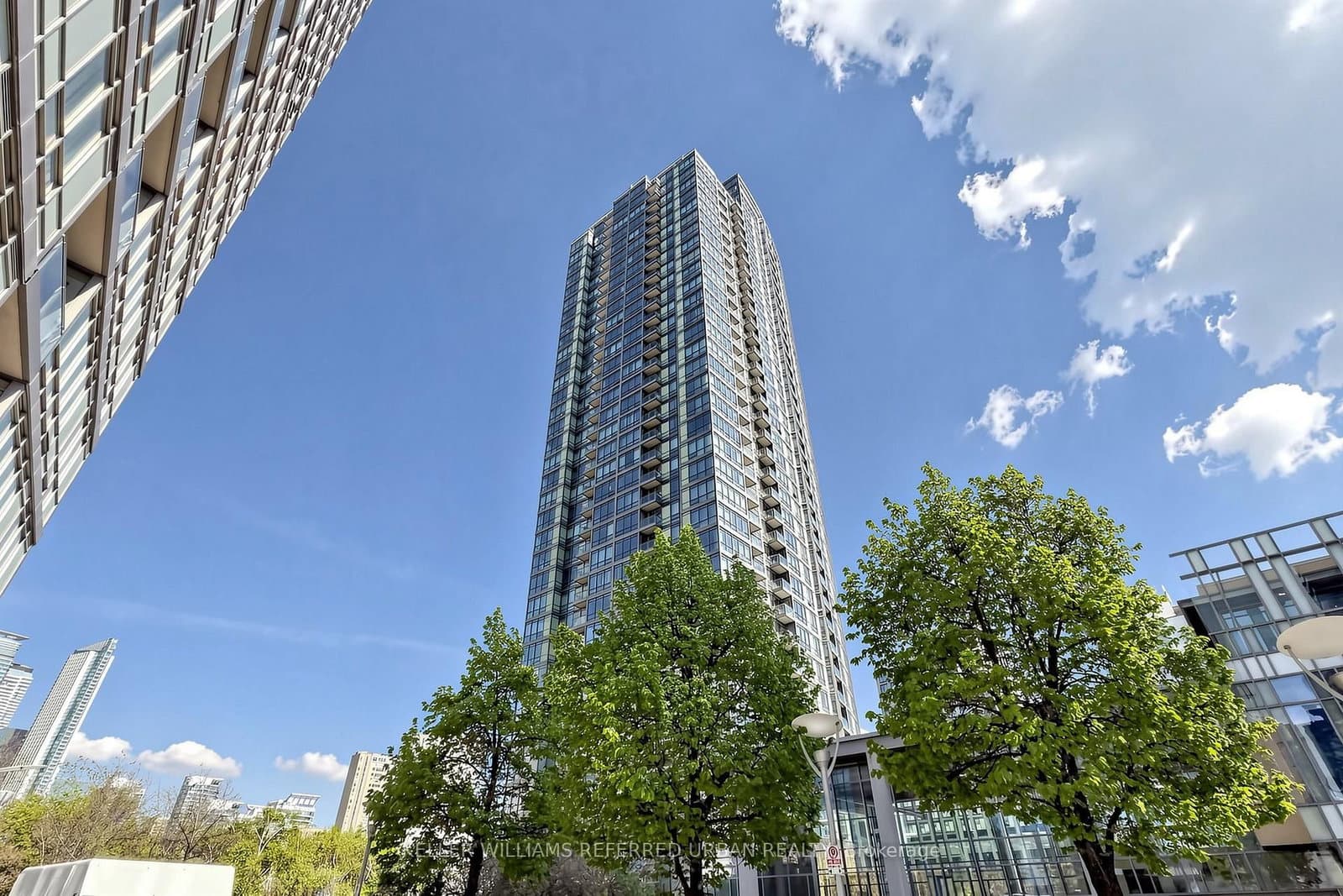 #1610 - 5 Mariner Terrace