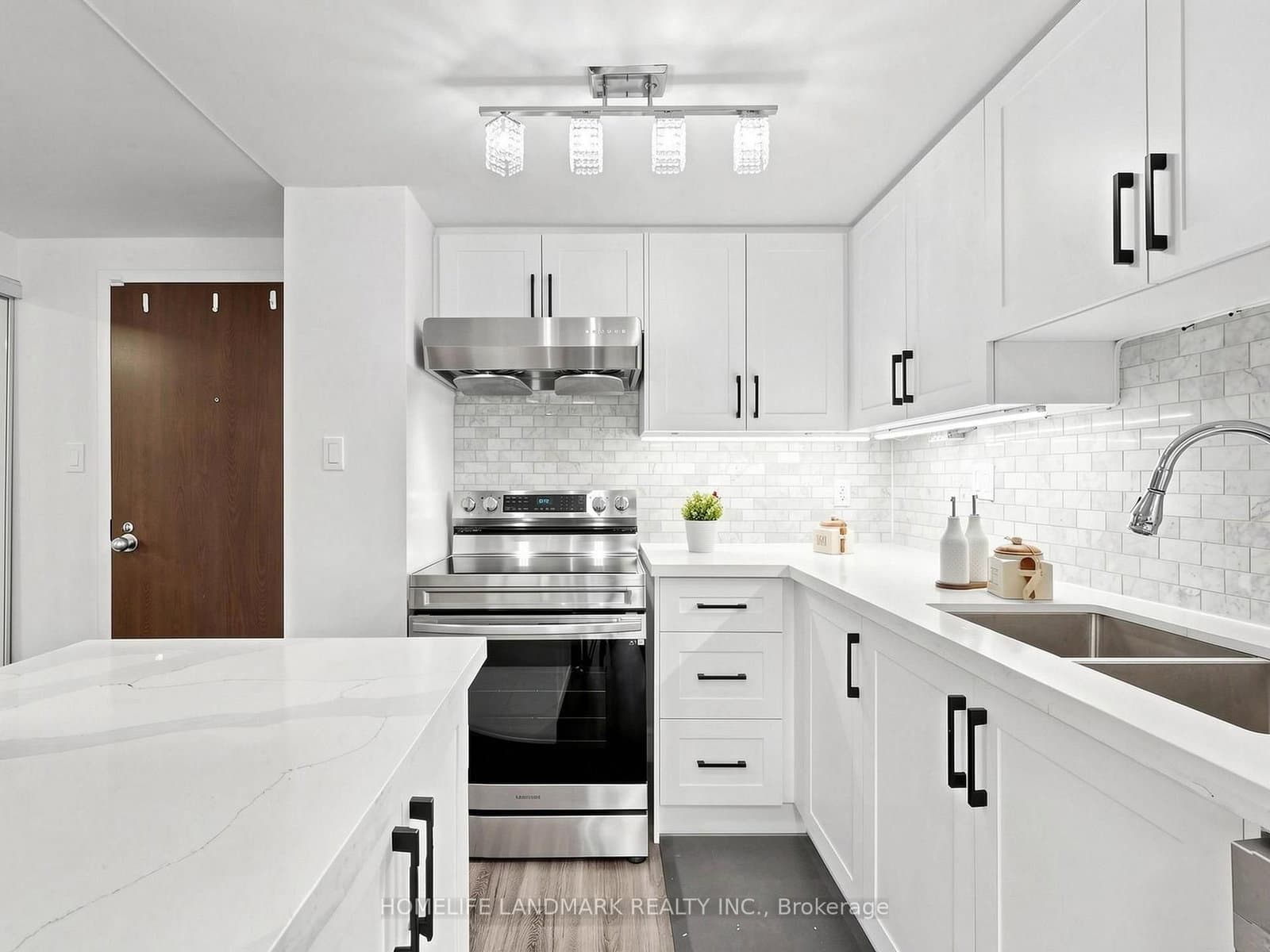 #1507 - 44 Gerrard Street W