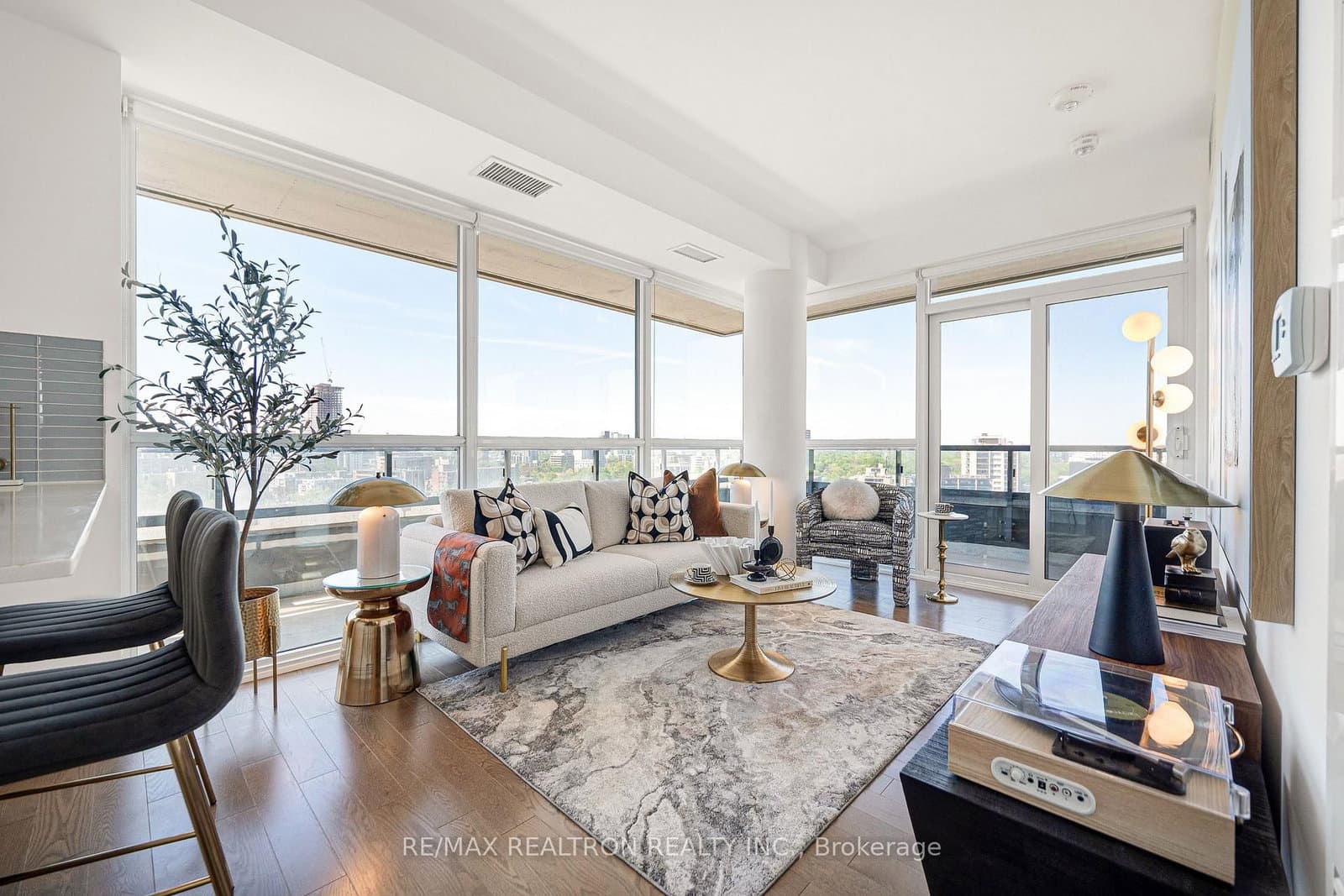 #1309 - 181 Bedford Road