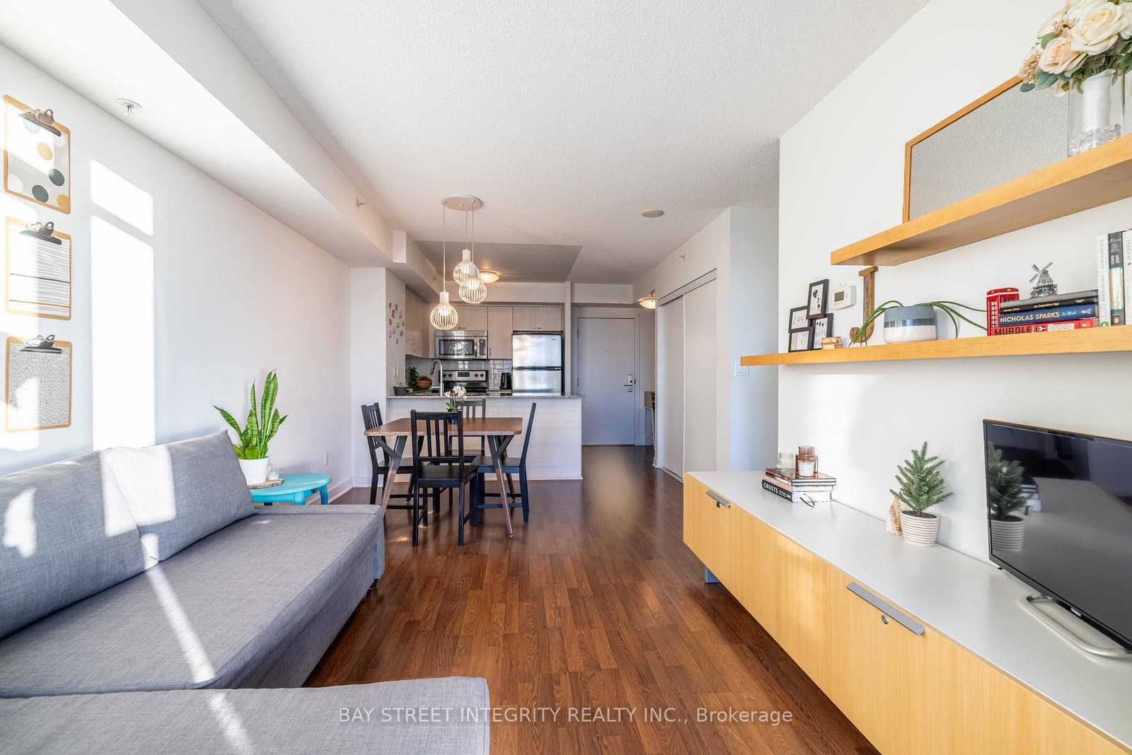 #1510 - 5740 Yonge Street