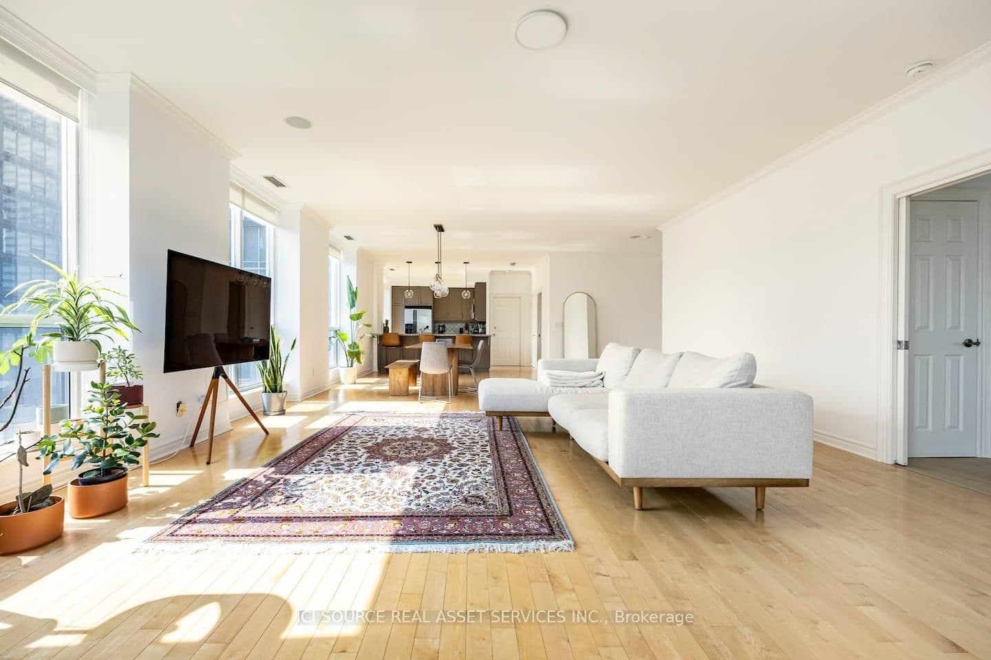 #PH40 - 250 Wellington Street W