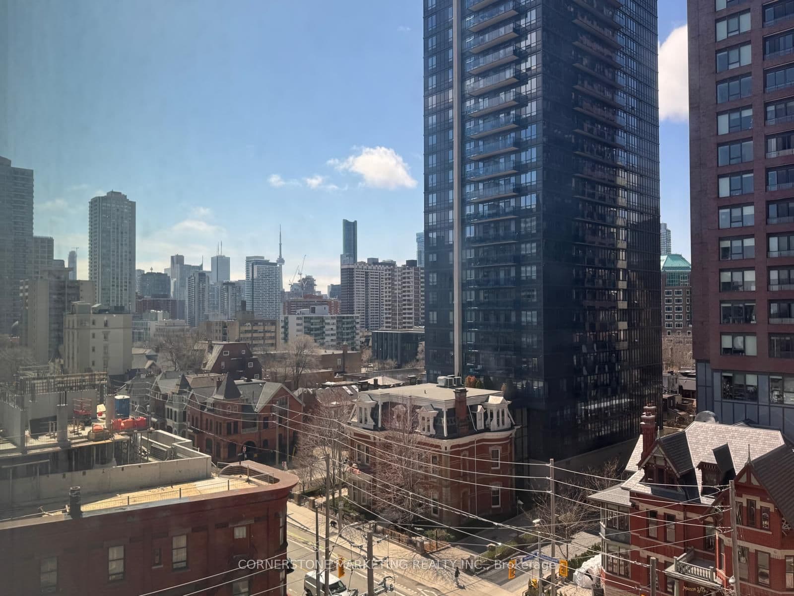 #804 - 609 Sherbourne Street