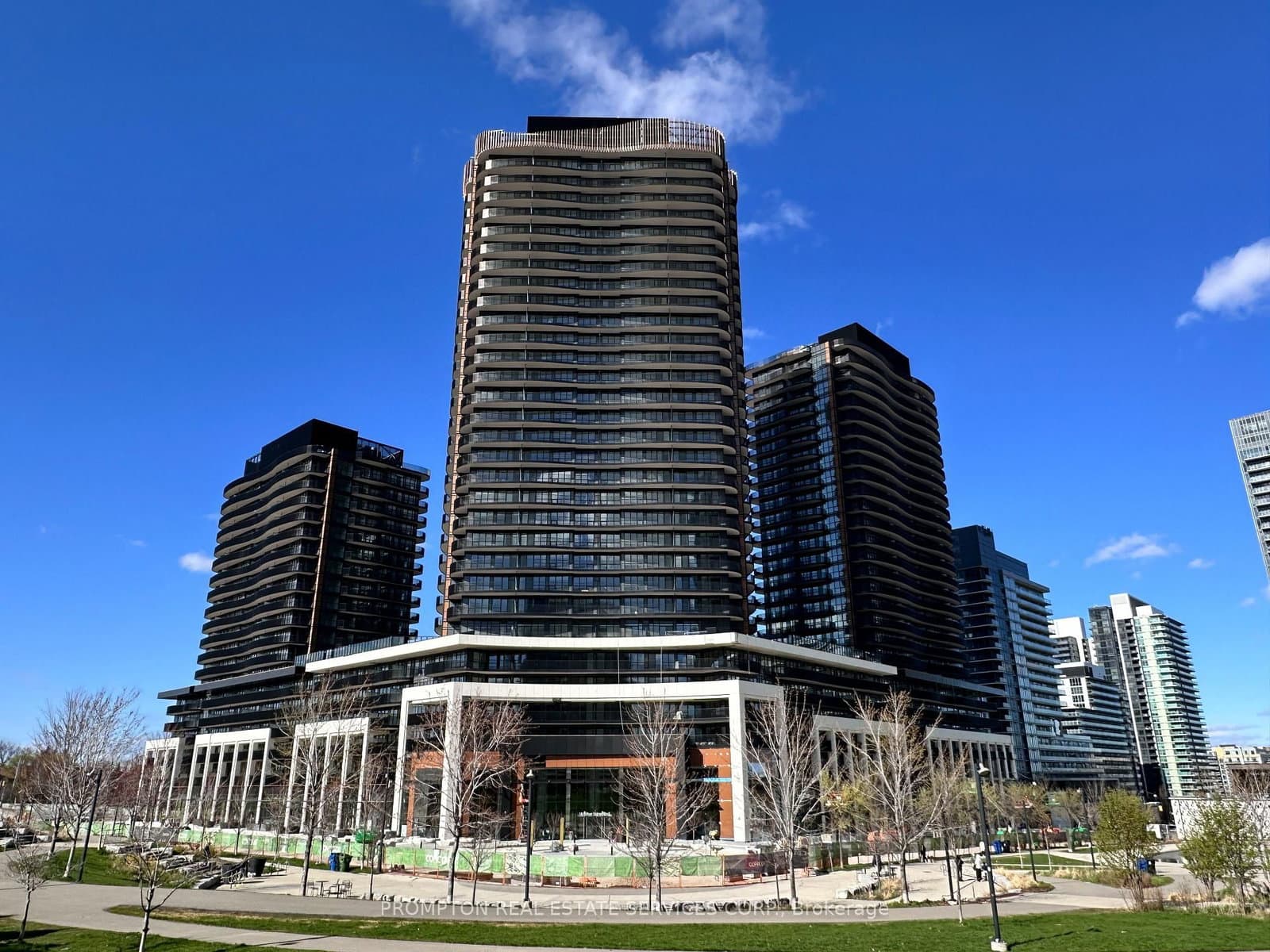 18 Esther Shiner Boulevard, Unit 3303