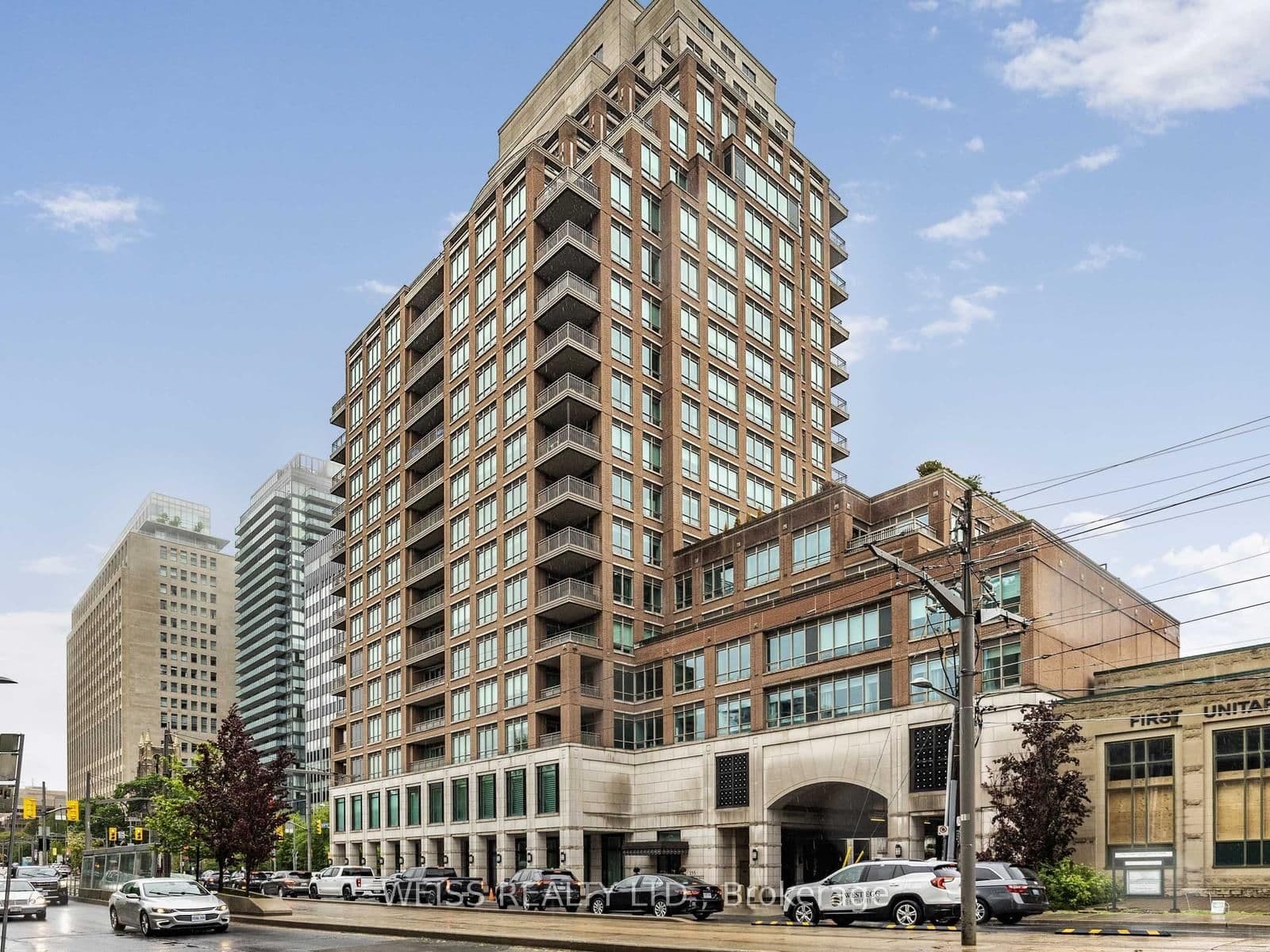 #506 - 155 St Clair Avenue W