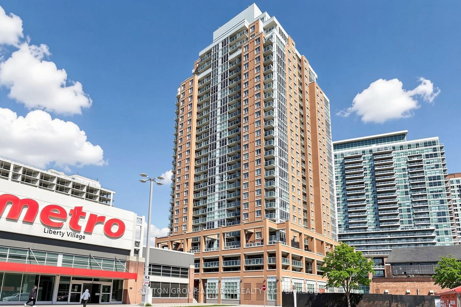 ##710 - 125 Western Battery Road