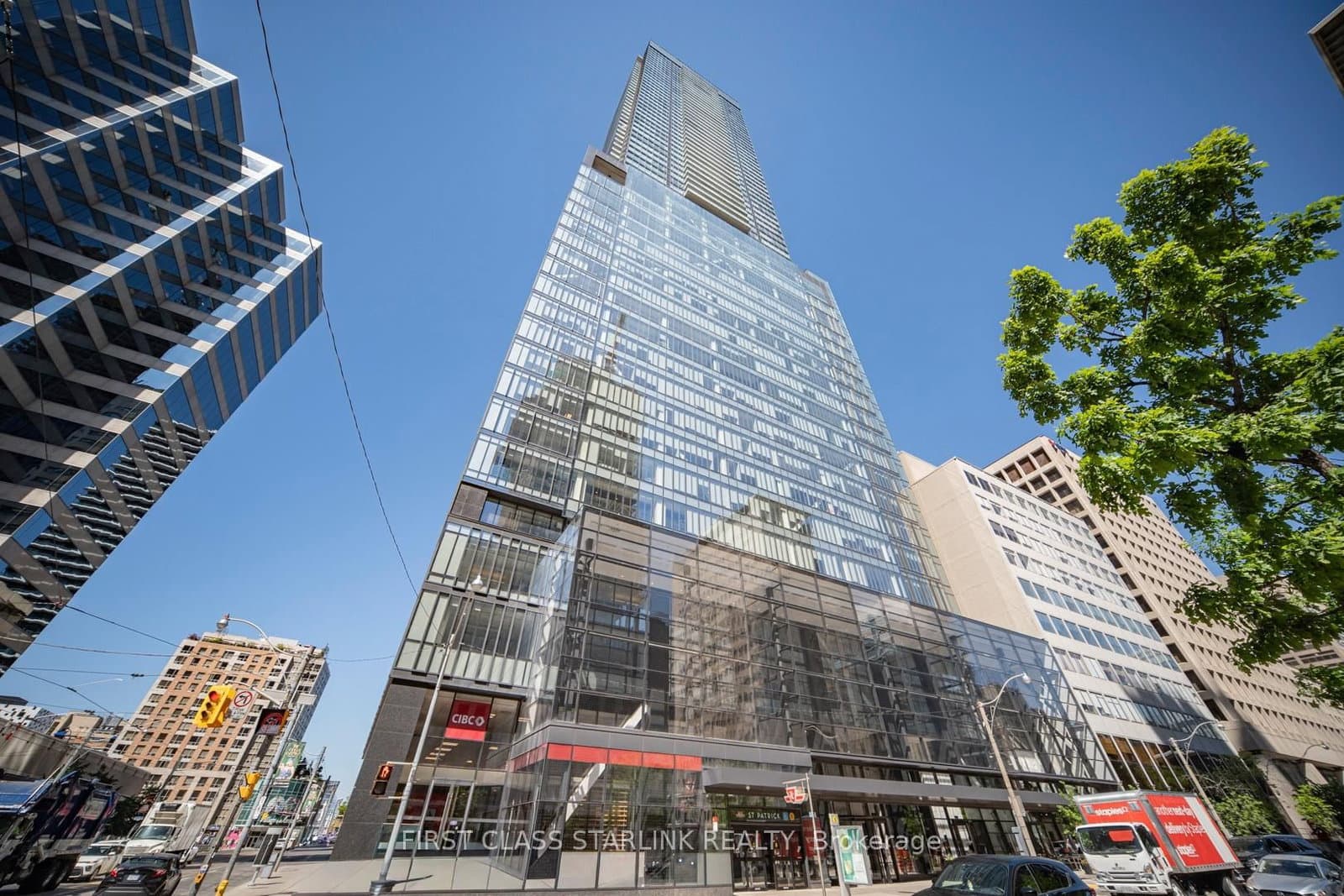 488 University Avenue, Unit 4802