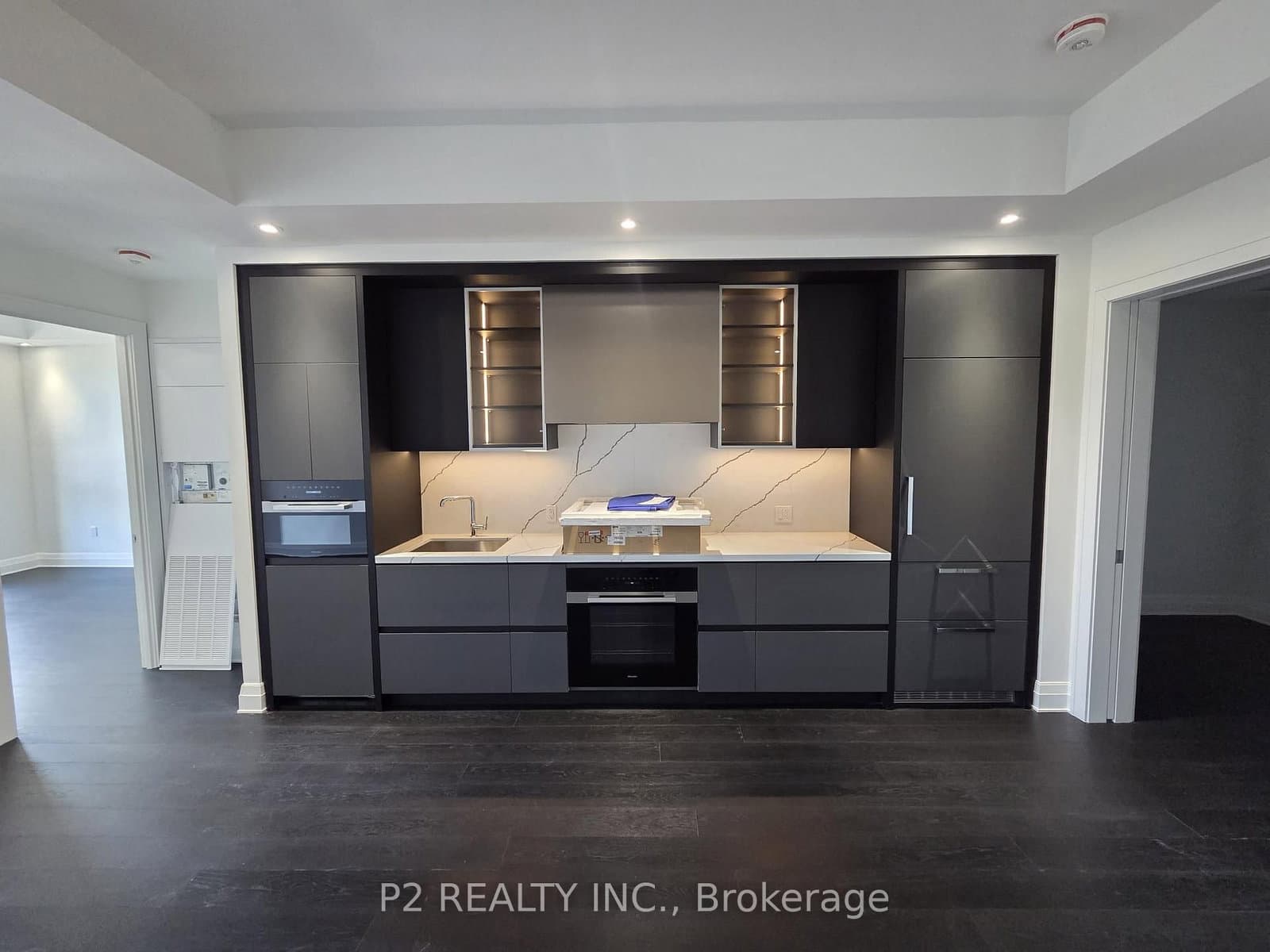 #406 - 2 Forest Hill Road