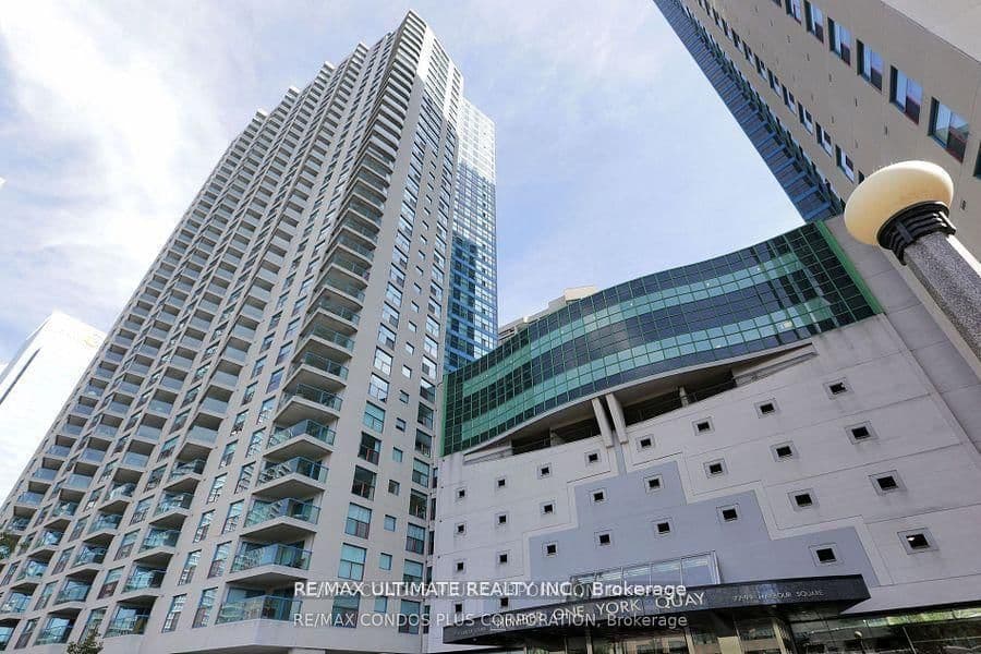 #601 - 77 Harbour Square