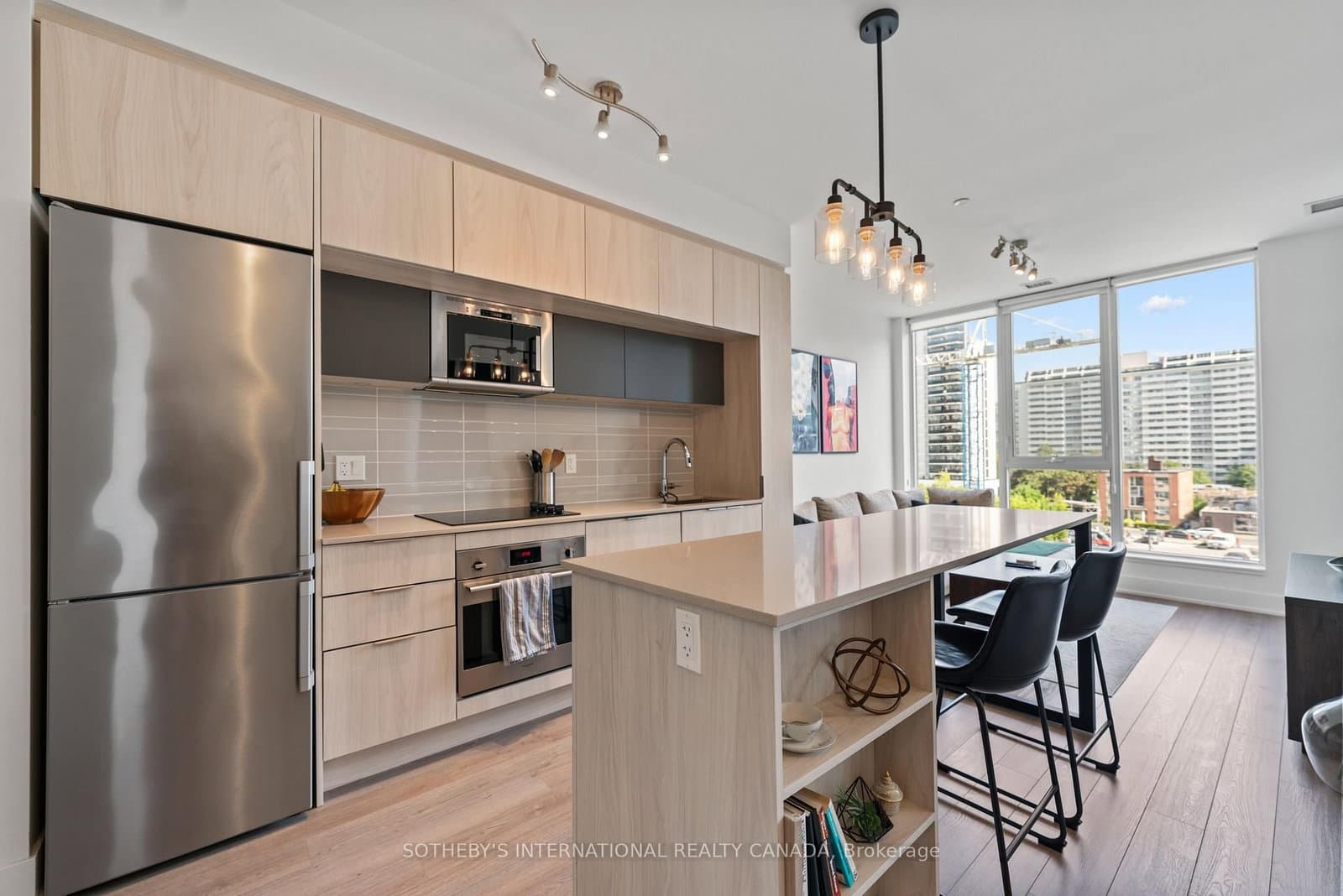 #412 - 1 Belsize Drive