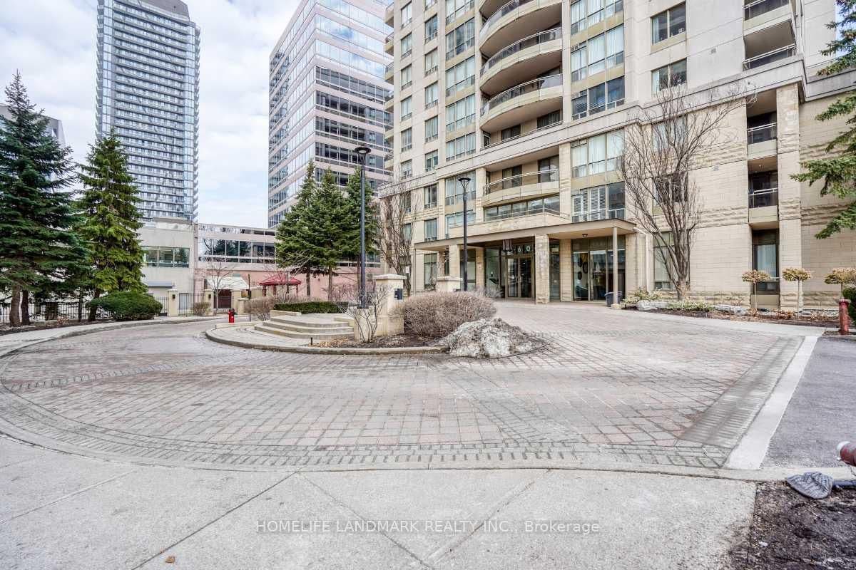 #302 - 260 Doris Avenue
