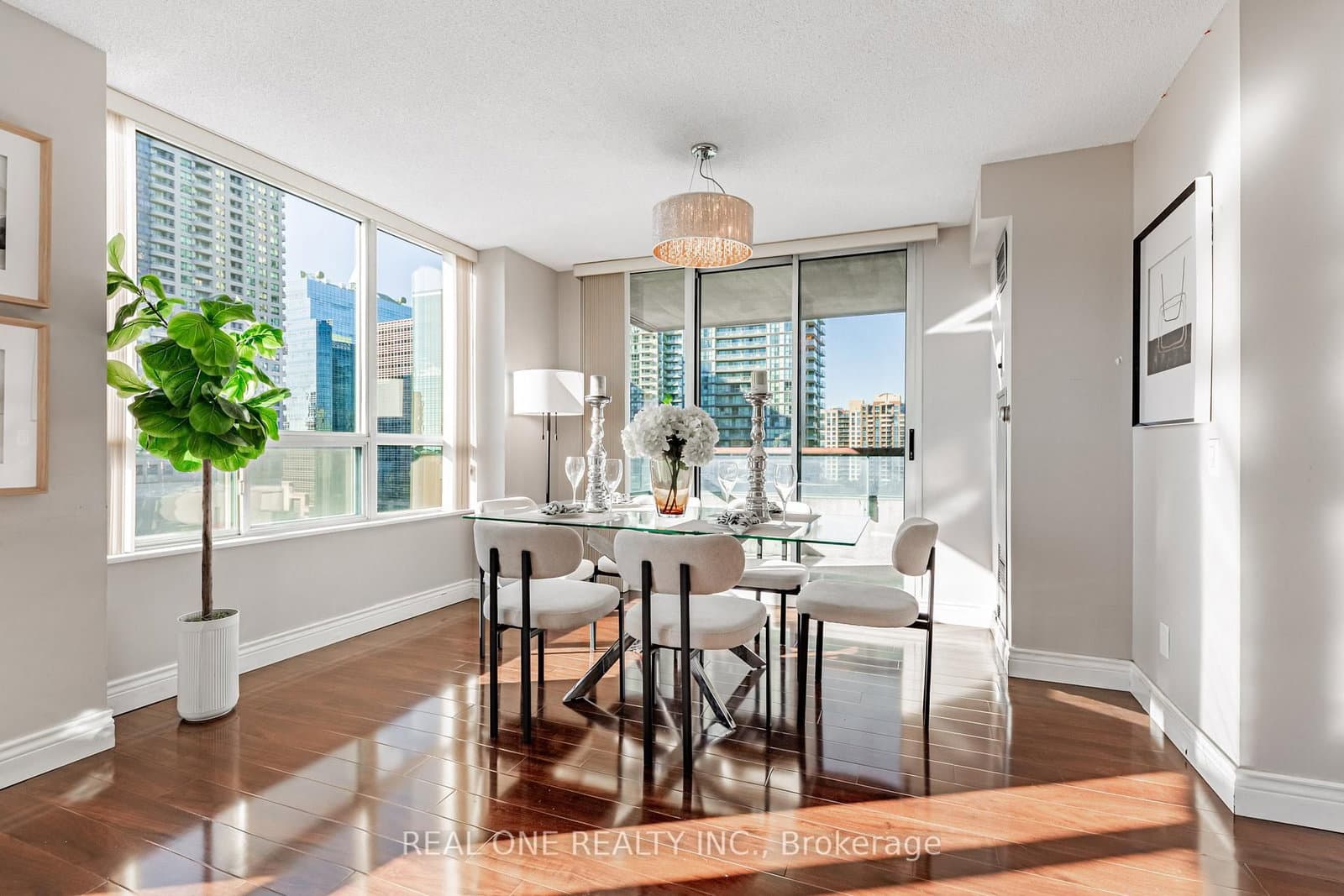 #1503 - 238 Doris Avenue