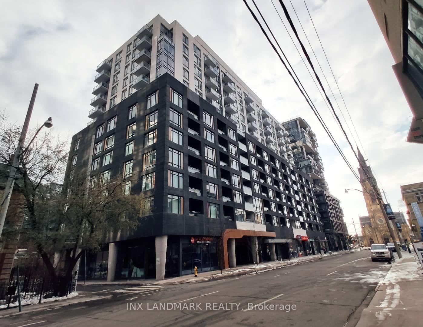 #Lph31 - 525 Adelaide Street W