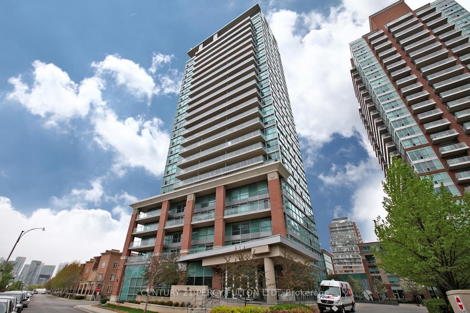 #406 - 80 Western Battery Road