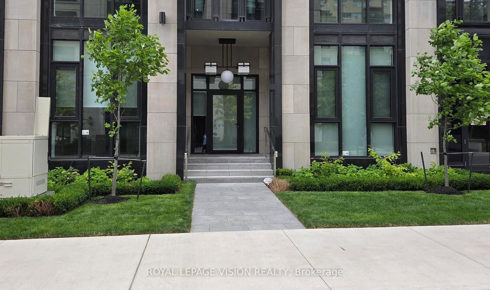#101 - 2 Forest Hill Road