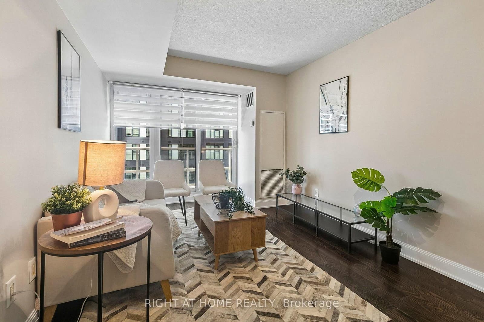 #2804 - 2181 Yonge Street