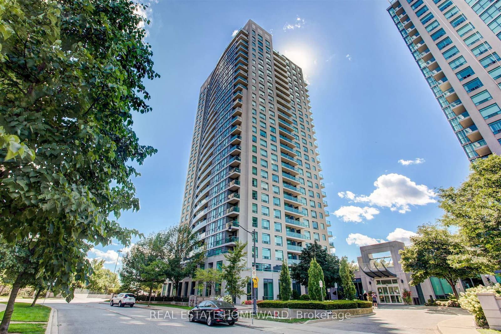 #602 - 30 Harrison Garden Boulevard